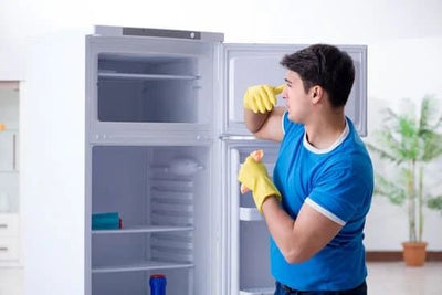 How to remove the "fridge smell"?