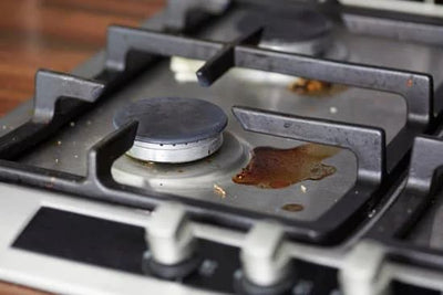This is how you should clean the grills of your gas hob